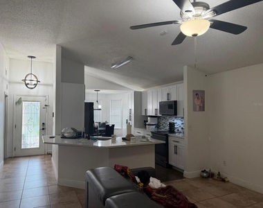 2216 Ridgemore Drive - Photo Thumbnail 15
