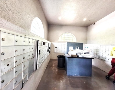12906 Sanctuary Cove Drive - Photo Thumbnail 11