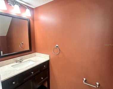 2800 Countryside Boulevard - Photo Thumbnail 15