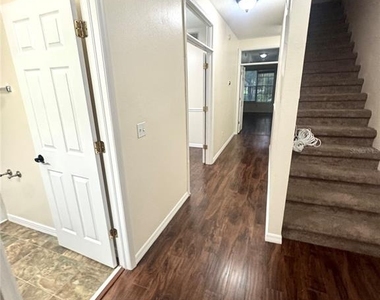 2800 Countryside Boulevard - Photo Thumbnail 44
