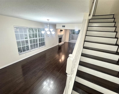 2800 Countryside Boulevard - Photo Thumbnail 18