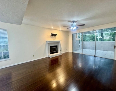 2800 Countryside Boulevard - Photo Thumbnail 9