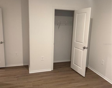 13133 Bluff Oak Way - Photo Thumbnail 12