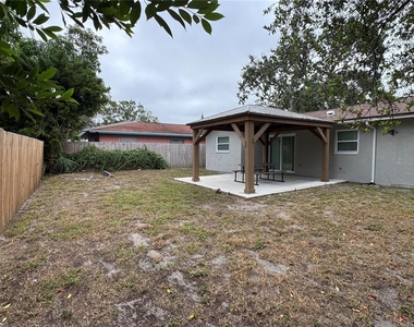 1122 Tangerine Street - Photo Thumbnail 25