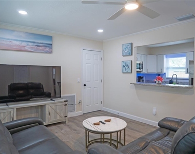 1122 Tangerine Street - Photo Thumbnail 19