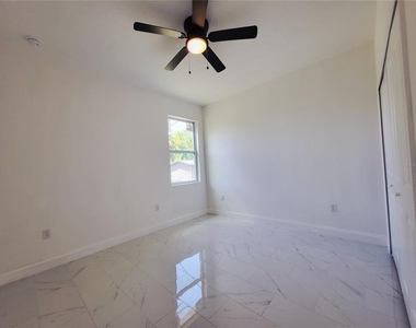 1098 Hammacher Avenue Sw - Photo Thumbnail 13