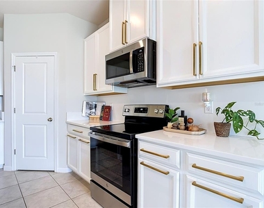 5589 Vigo Loop - Photo Thumbnail 11