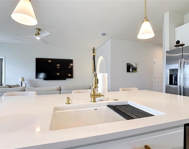 5589 Vigo Loop - Photo Thumbnail 9