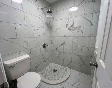 8936 Rose Hill Drive - Photo Thumbnail 25