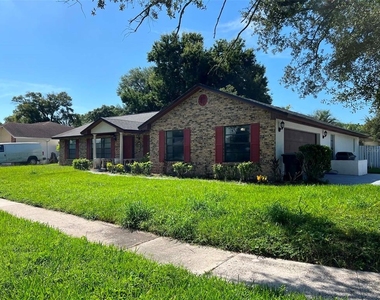 8936 Rose Hill Drive - Photo Thumbnail 3