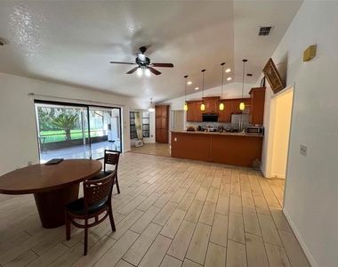 8936 Rose Hill Drive - Photo Thumbnail 17