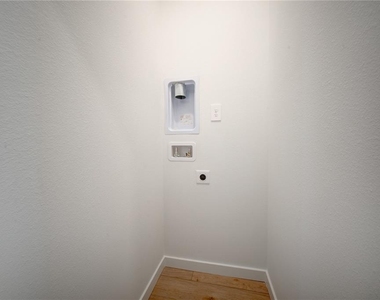 5126 Flaxleaf St - Photo Thumbnail 36