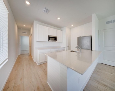 5126 Flaxleaf St - Photo Thumbnail 15