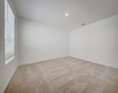 5126 Flaxleaf St - Photo Thumbnail 32