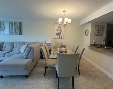 5014 Laguna Bay Circle - Photo Thumbnail 20
