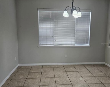 2461 Chatham Place Drive - Photo Thumbnail 3