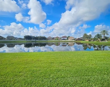 2461 Chatham Place Drive - Photo Thumbnail 11