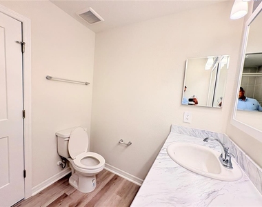 278 Chesapeake Drive - Photo Thumbnail 22