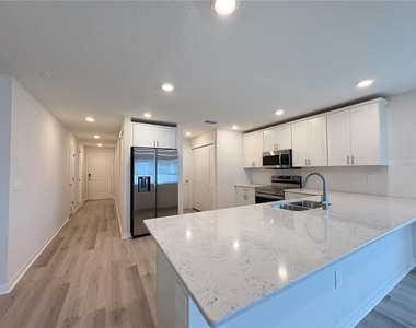 278 Chesapeake Drive - Photo Thumbnail 5