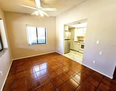 9000 Griggs Road - Photo Thumbnail 7