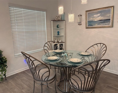 3575 Cochran Street - Photo Thumbnail 5