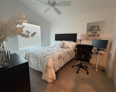 3575 Cochran Street - Photo Thumbnail 11