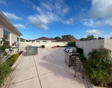 615 Delgado Avenue - Photo Thumbnail 18