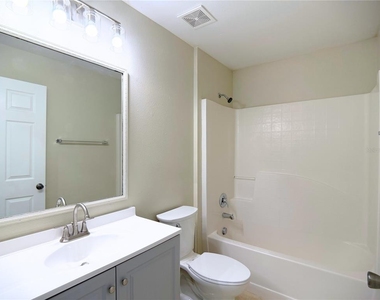 247 Fairfield Drive - Photo Thumbnail 26