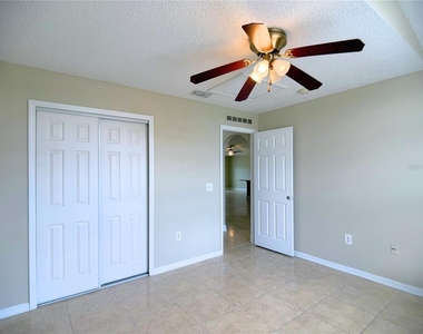 247 Fairfield Drive - Photo Thumbnail 27