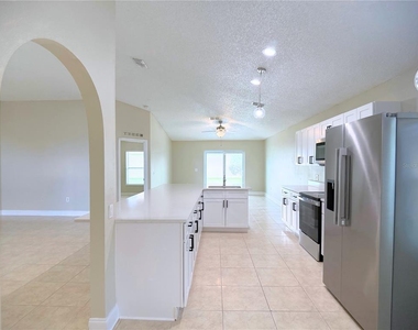 247 Fairfield Drive - Photo Thumbnail 30
