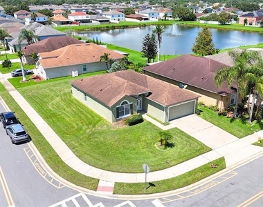 247 Fairfield Drive - Photo Thumbnail 3