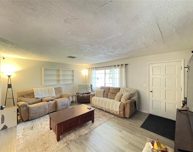 83 S Fillmore Street - Photo Thumbnail 1
