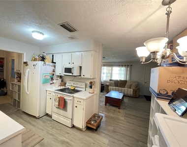 83 S Fillmore Street - Photo Thumbnail 8