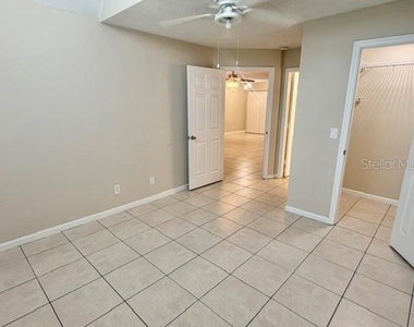 375 Lake Ontario Court - Photo Thumbnail 12