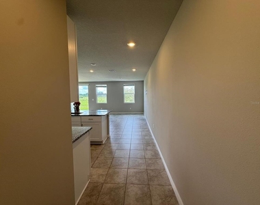 7627 Momentum Parkway - Photo Thumbnail 2