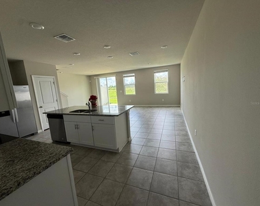 7627 Momentum Parkway - Photo Thumbnail 1