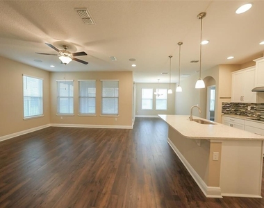 16284 Admiral Cove Lane - Photo Thumbnail 15