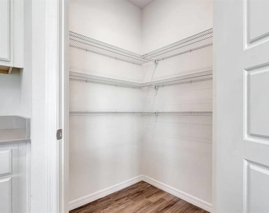 3598 Roden Road - Photo Thumbnail 11