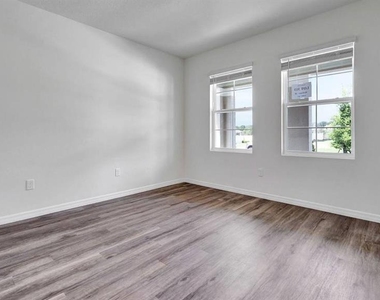 3598 Roden Road - Photo Thumbnail 13