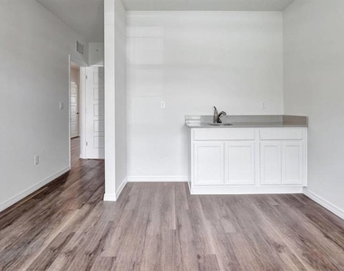 3598 Roden Road - Photo Thumbnail 16
