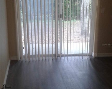 410 N Hill Avenue - Photo Thumbnail 8