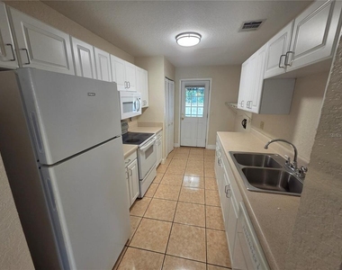294 Lovell Lane - Photo Thumbnail 5