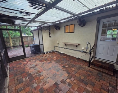 294 Lovell Lane - Photo Thumbnail 13
