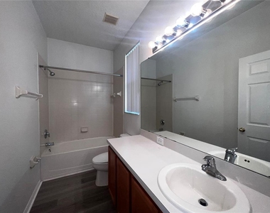 1239 Dunbrooke Street - Photo Thumbnail 15