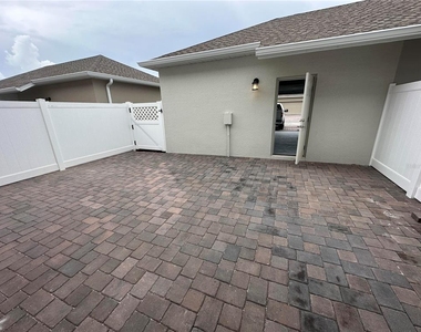 3037 Ella Way - Photo Thumbnail 4