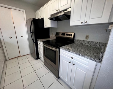 4355 Perkinshire Lane - Photo Thumbnail 7