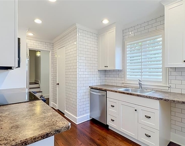 544 N Knowles Avenue - Photo Thumbnail 19