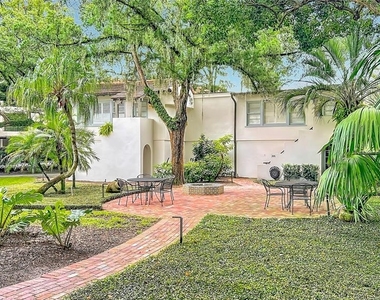 544 N Knowles Avenue - Photo Thumbnail 47