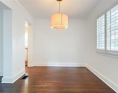 544 N Knowles Avenue - Photo Thumbnail 11