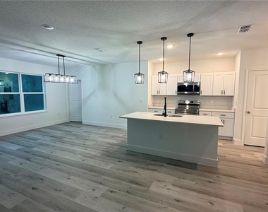 509 St Johns - Photo Thumbnail 2